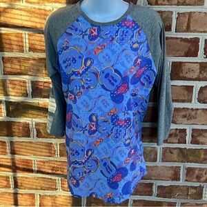 Lularoe Disney Mickey Minnie Gray Raglan stretch 3/4 Sleeve Shirt. Small